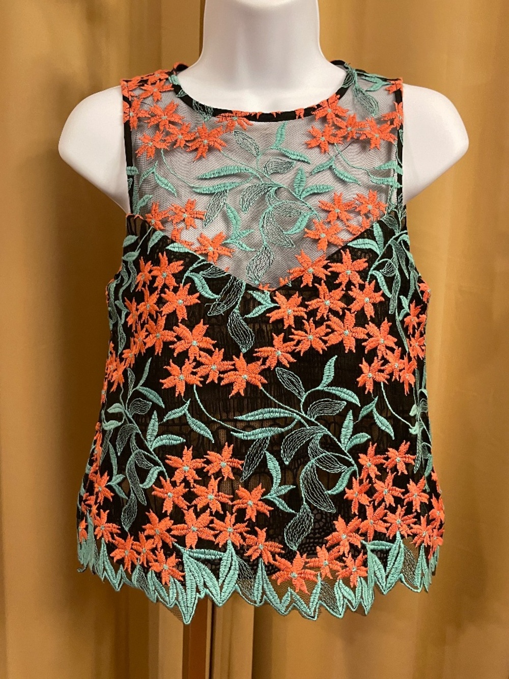 Elliatt Creation Embroidered, Lace, Floral Sleeveless Tank Top Size XS